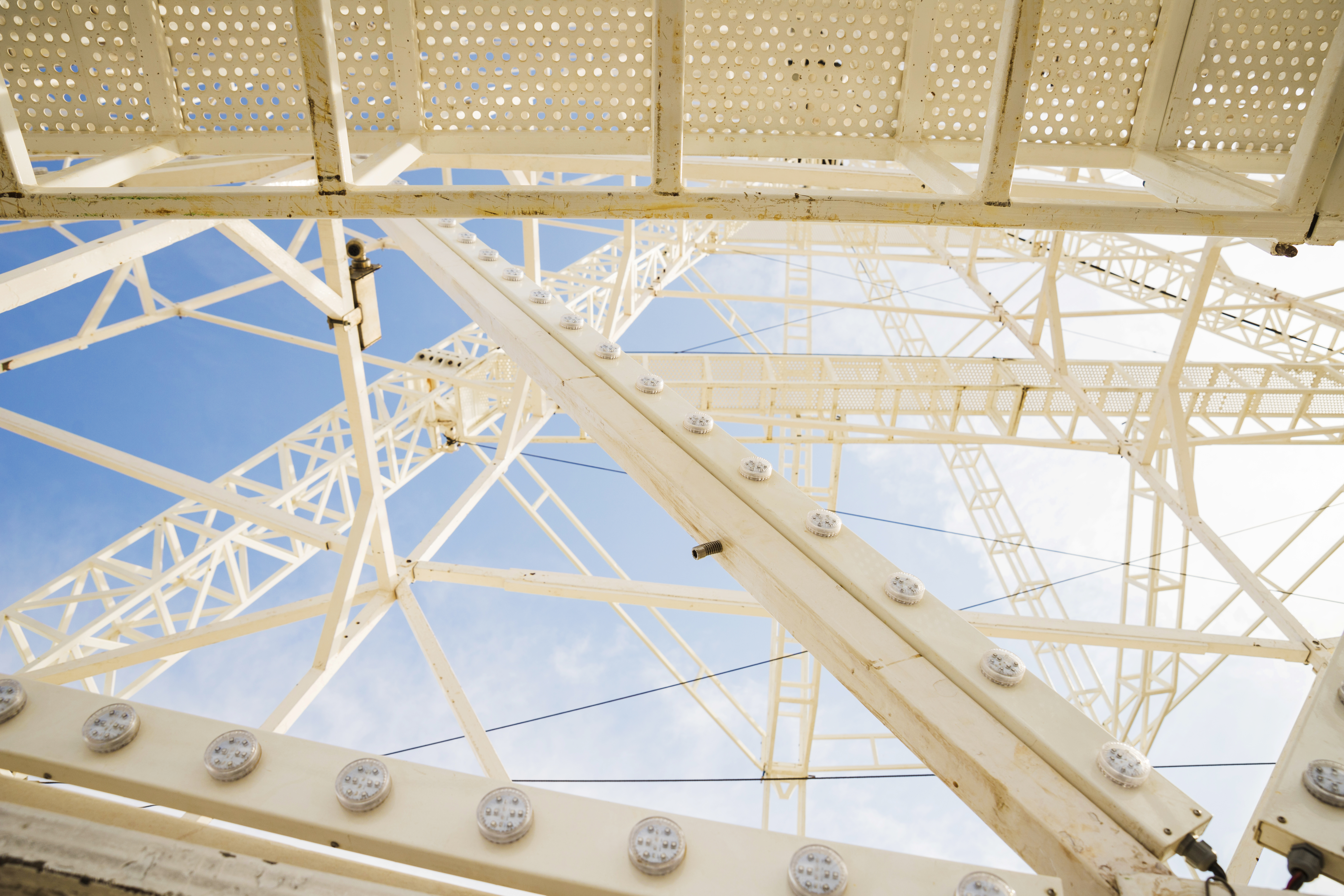 Pre-fab structure building manufacture